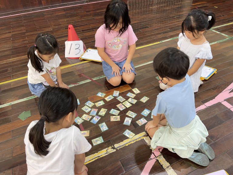 1年生はじめての”かるた大会”