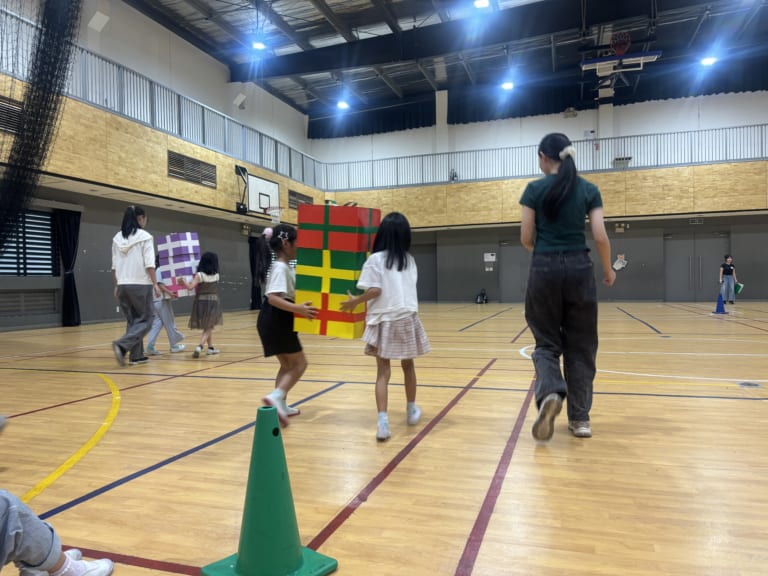 【小１】中学３年生と交流会