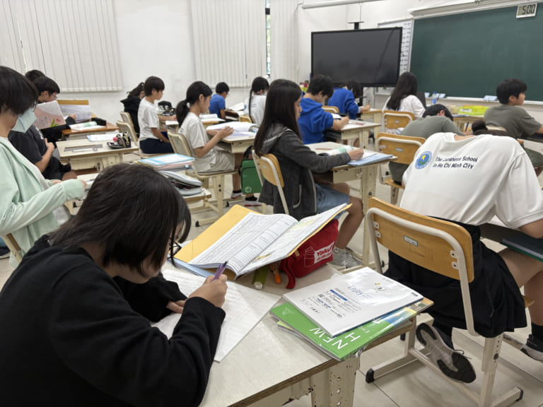 【中学部１年】MST（My study Time）“自分の学び”を見つける時間に！